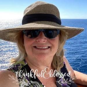 Meet your Posher, Bonnie